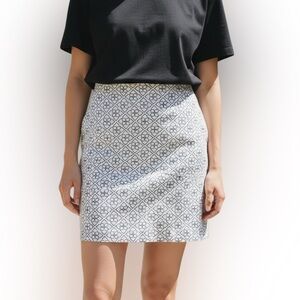 Dockers Women’s Size 8 Black and White Patterned Sporty Golf  Skirt Skort Used